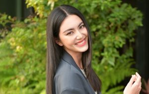 ใหม่ ดาวิกา 18