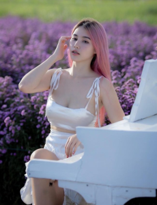 วาร์ป สาวเด็ด