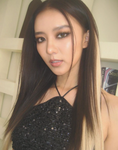 แพรวา ณิชาภัทร