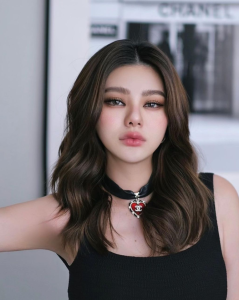 ประวัติ ดิว อริสรา