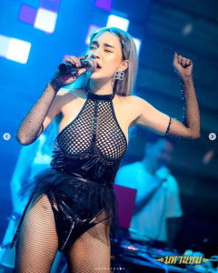 นิวนิว เอวเด้ง 9 นิวนิว เอวเด้ง xxx