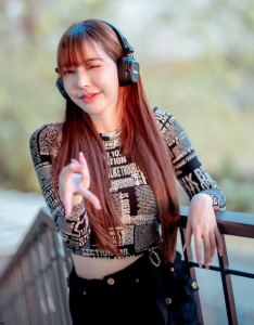 เปิดประวัติ แชมป์ เอมมิฏาภ์