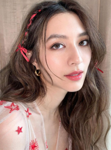 มิว นิษฐา อายุ