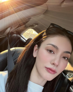 มีนา ริณา 11