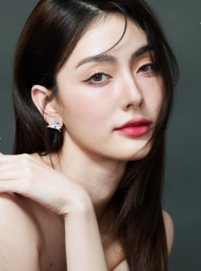 มีนา ริณา ไอจี