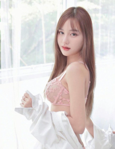 โดนัท วรานิษฐ์ 4 โดนัท วรานิษฐ์ 18+