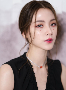 ใบเฟิร์น สูง