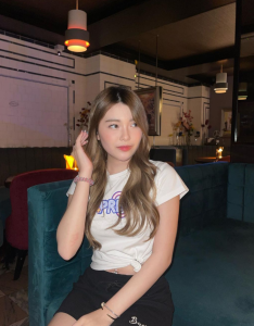 น้องจินนี่ สาวสวย