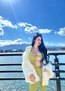 พลอย วราภรณ์ 19