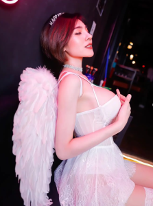 ยูจิน วารุณี facebook