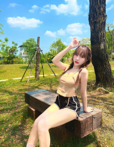 เลม่อน มณฑิตา ขาว