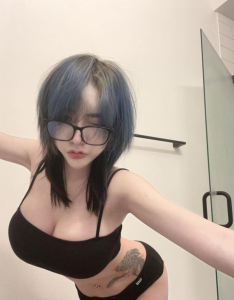 dj อากี้ 18+