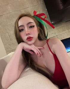 dj อากี้ สาวสวย