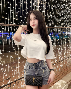 วิว เกวรินทร์ 8