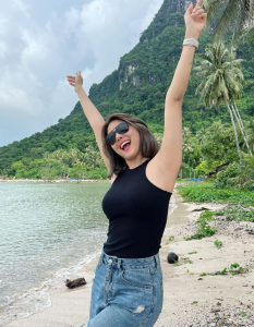 หนิง ปัทมา รักแร้