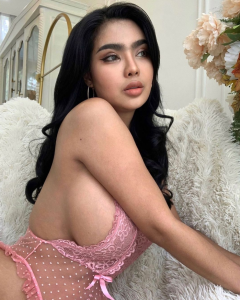 เนย ญานิศา ประวัติ