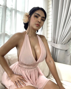 เนย ญานิศา ถ่ายเซ็กซี่