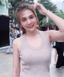 พั้นช์ วรกาญจน์ 14 พั้นช์ วรกาญจน์ ig