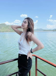 พั้นช์ วรกาญจน์ 25